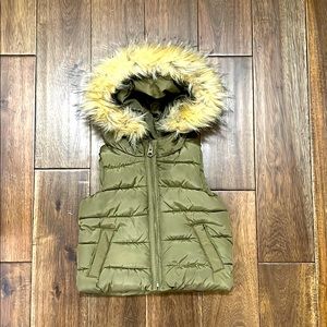 18-24M baby GAP puffer vest